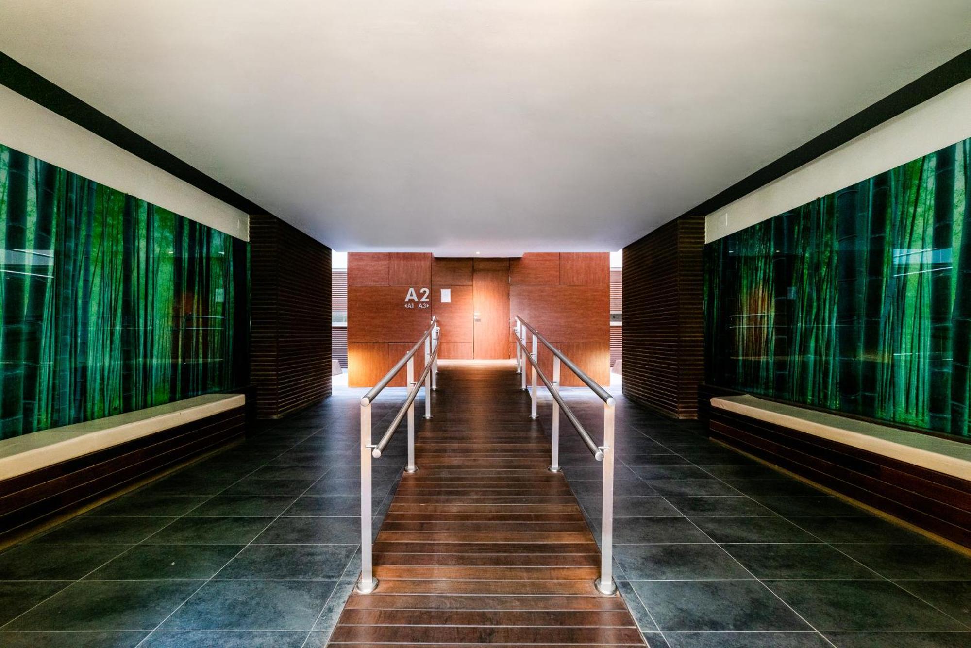 Tuguest Avenida De La Investigacion - Free Parking Apartment Granada Exterior photo